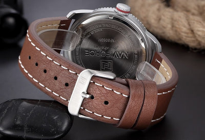 Men's Quartz Watch Waterproof Calendar Watch Belt Casual Men's Watch - Belisimo